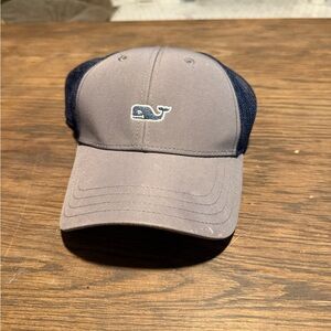 Vineyard vines hat Gray and Navy Whale Logo Cap